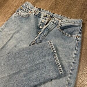 Vintage Levis 501 Jeans 31X32 (Fits 30X32) Button Fly Made in USA Straight Denim